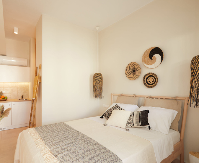 room-gallery/vitaliroom/room2.jpg